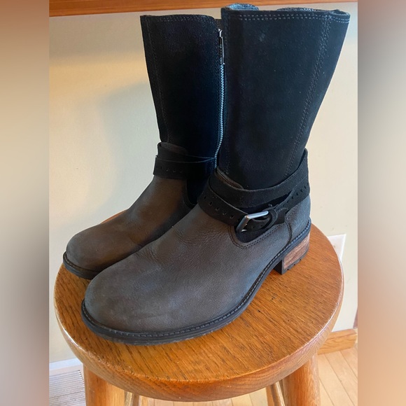 UGG Black Leather and Suede Boots - Size 8.5 EUC RARE - Picture 3 of 14